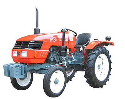 東風農(nóng)機250型輪式拖拉機