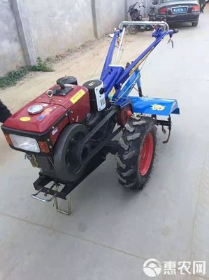 手扶拖拉機